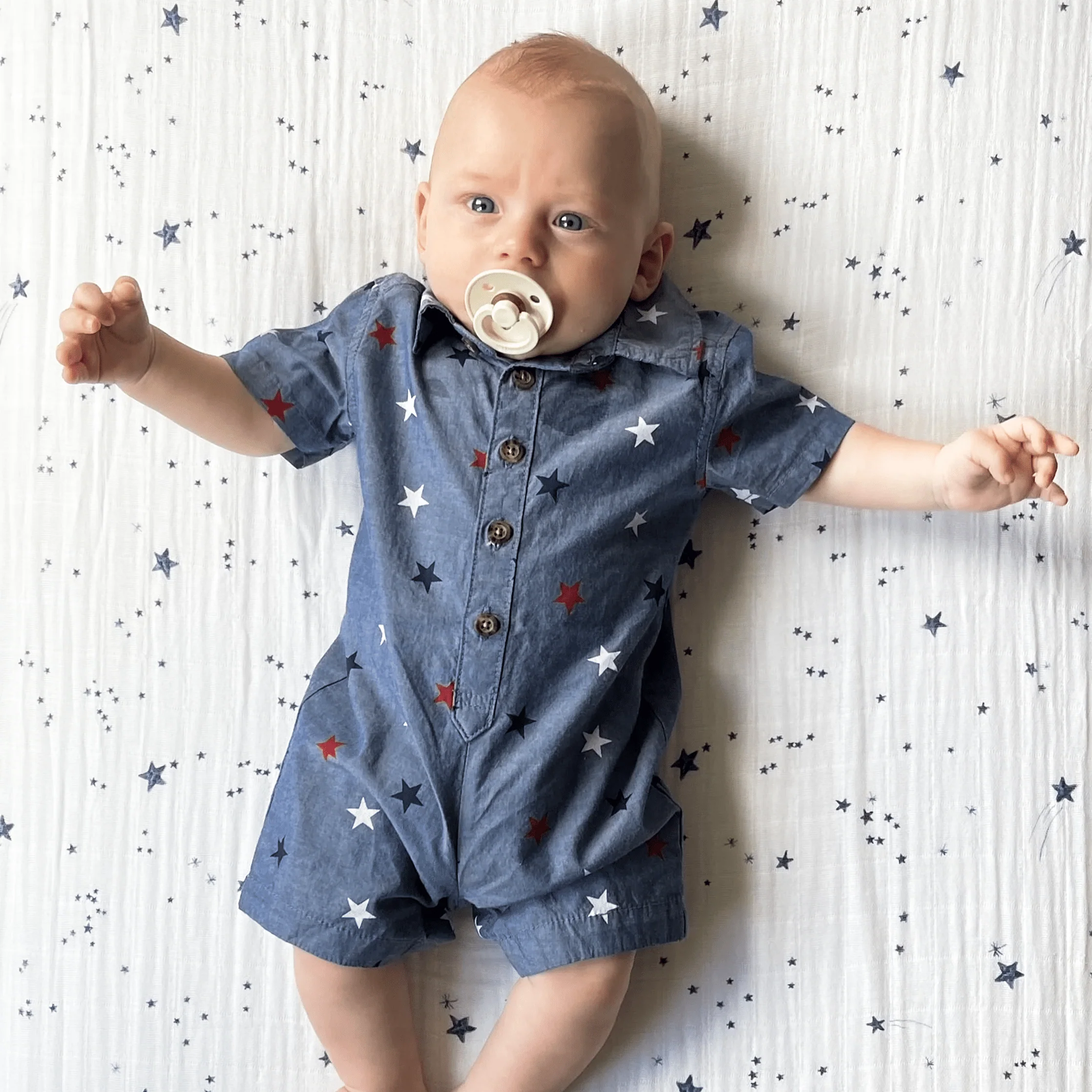 Cotton Muslin Crib Sheet - Shooting Stars - Image 4