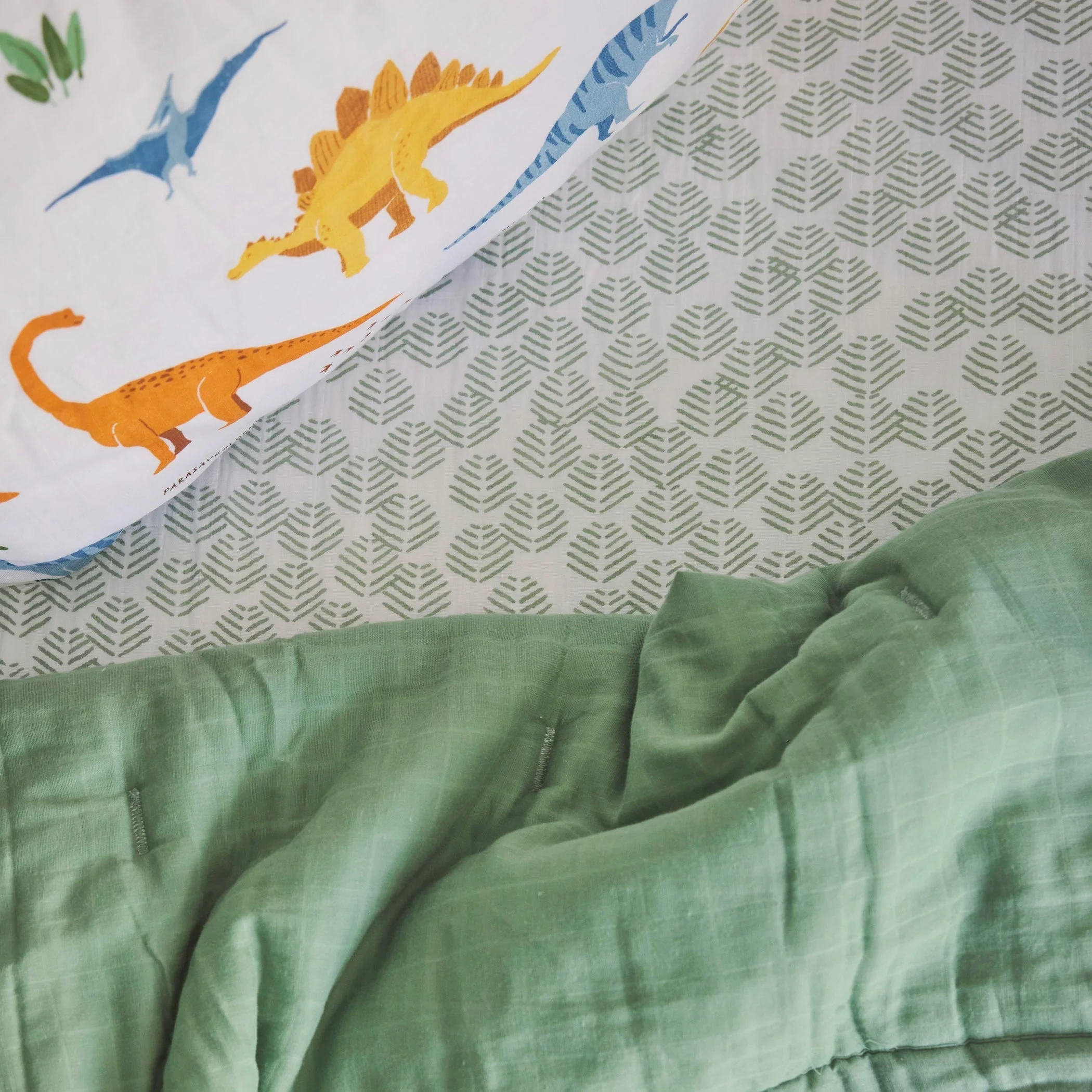 Cotton Muslin Toddler Bedding 3 Piece Set - Dino Names - Image 6