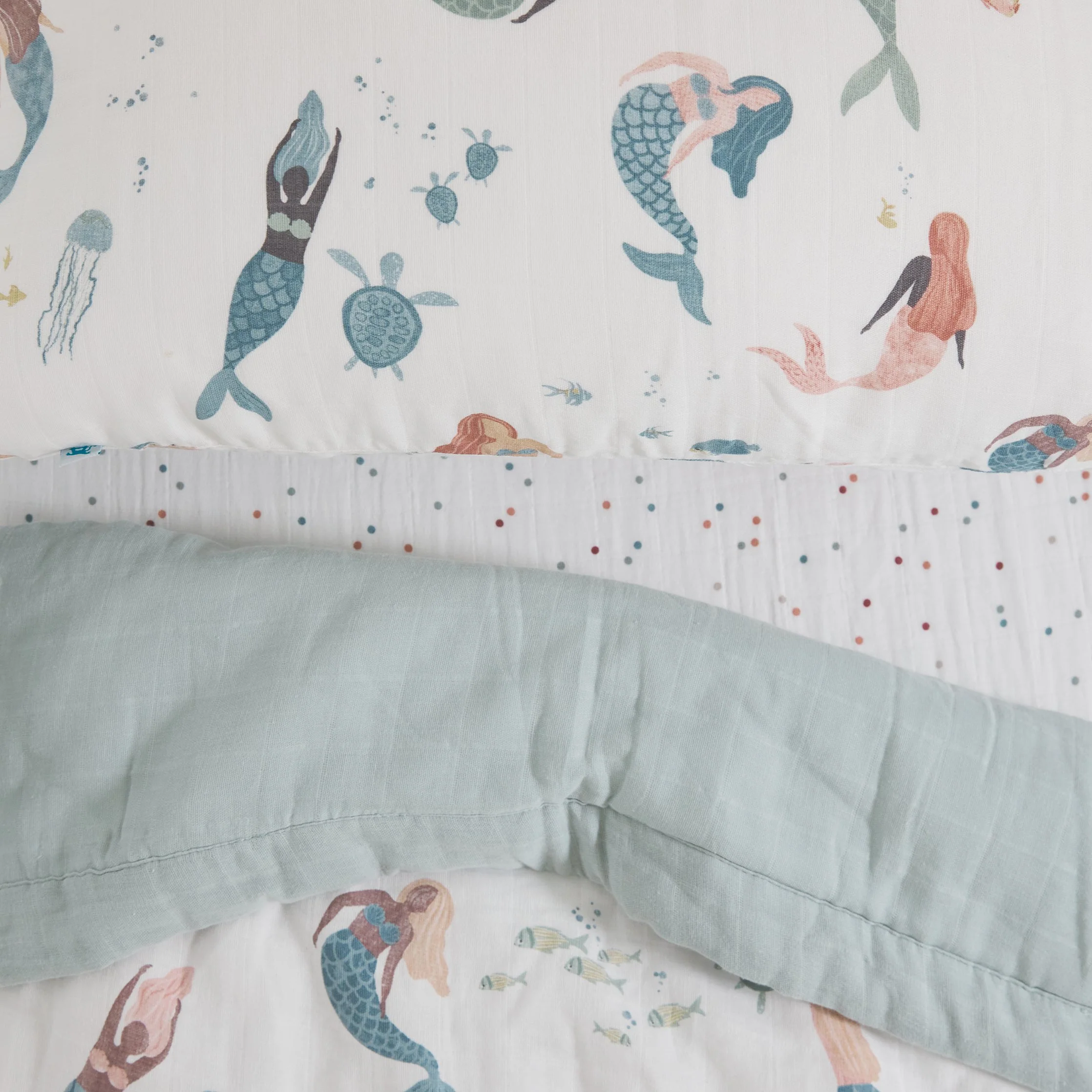 Cotton Muslin Toddler Bedding 3 Piece Set - Mermaid Party - Image 3