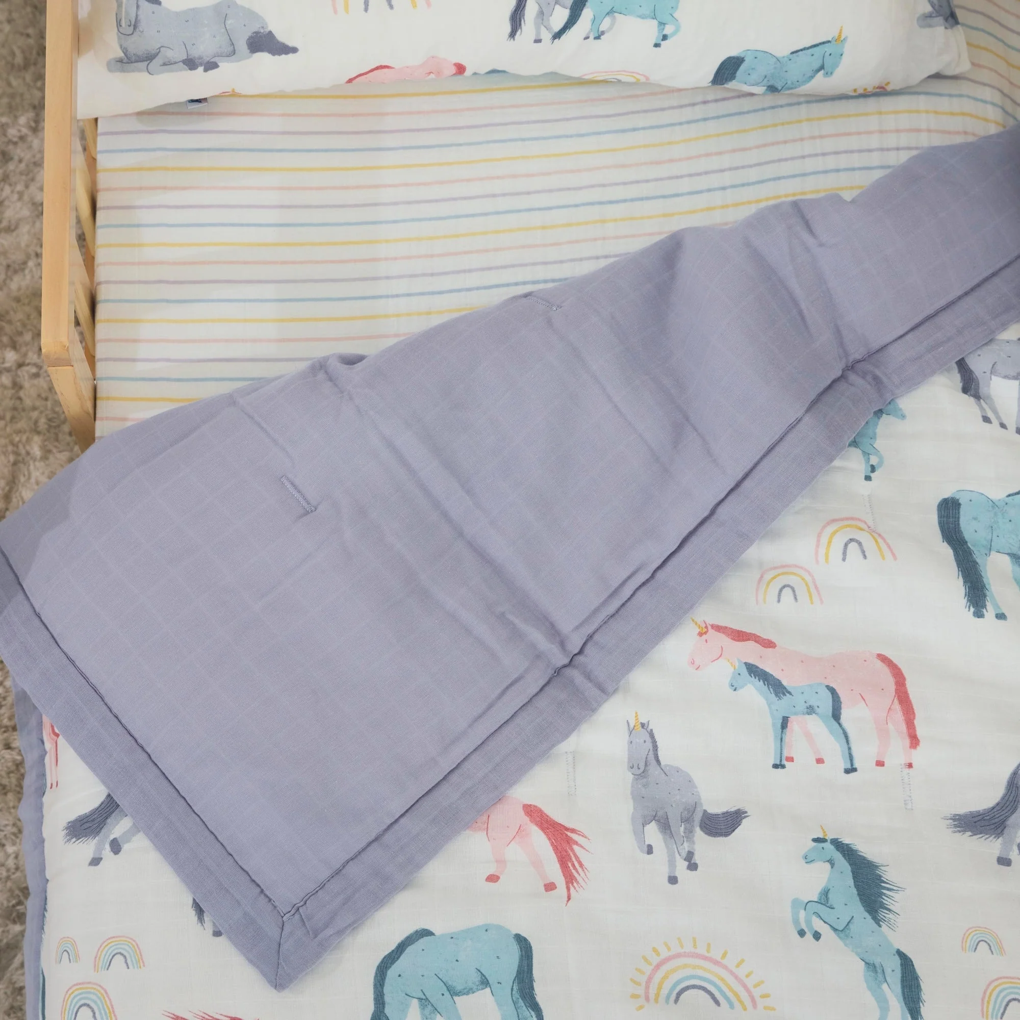 Cotton Muslin Toddler Bedding 3 Piece Set - Unicorns - Image 8
