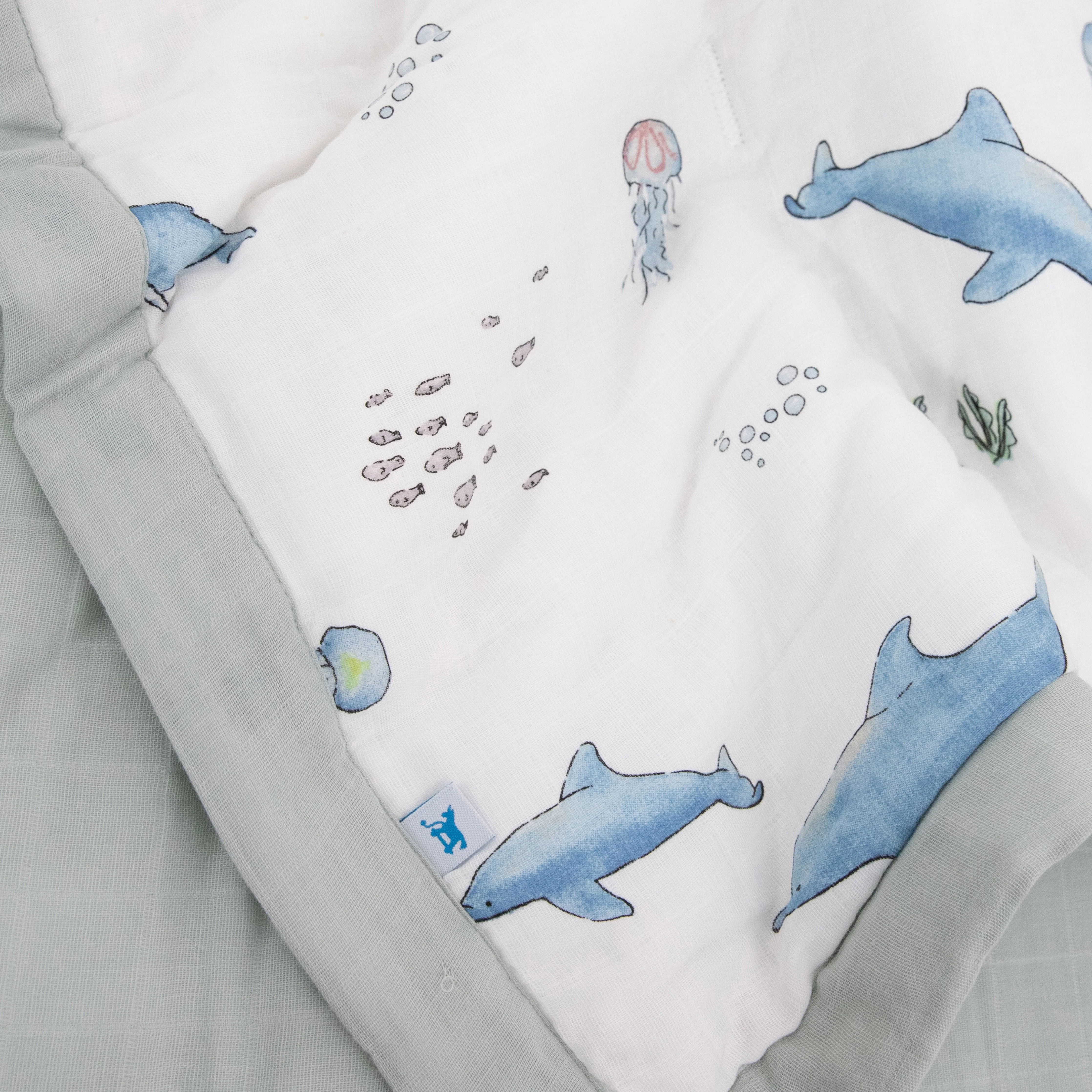 Cotton Muslin Toddler Comforter - Whales - Image 3