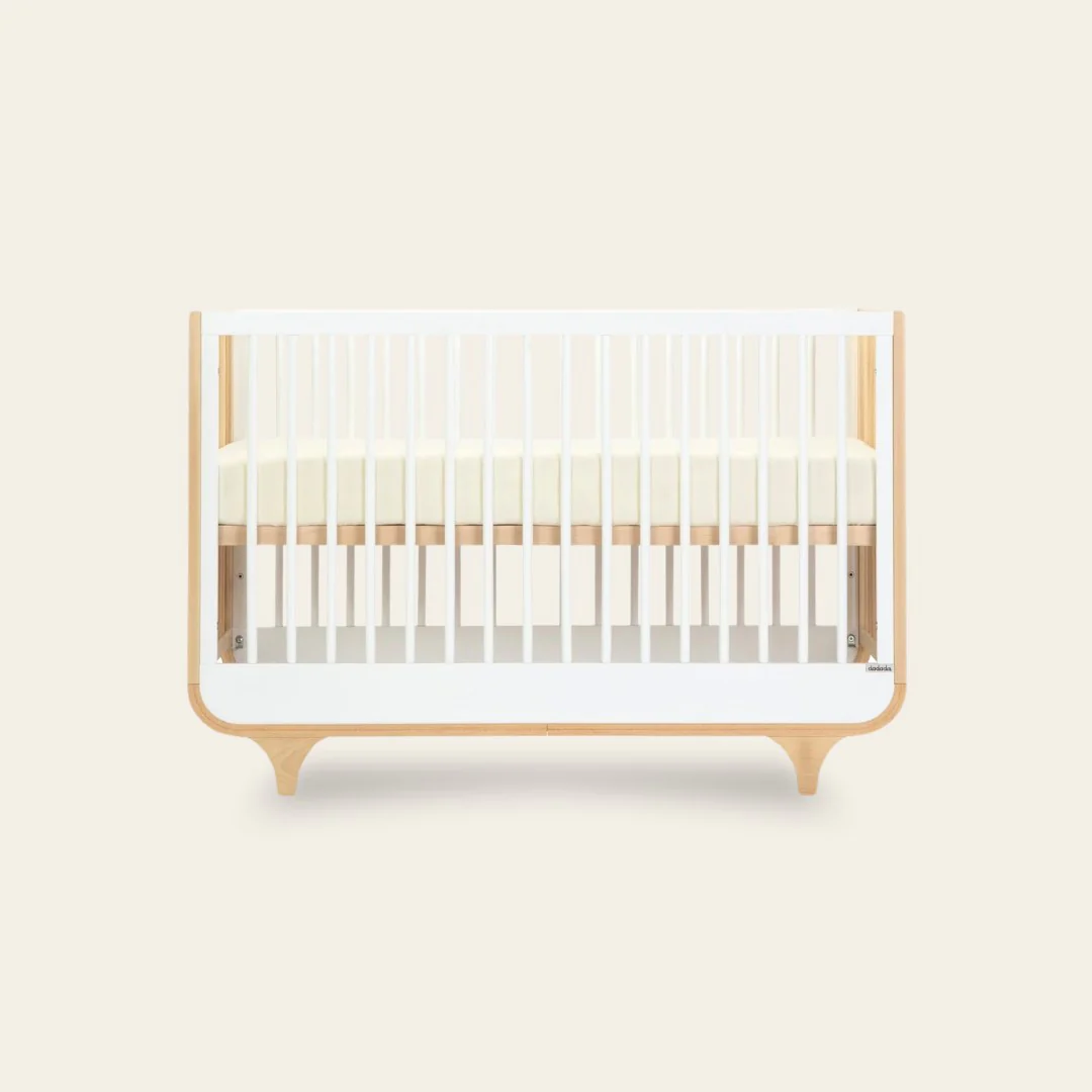 Jolly 3-in-1 Convertible Crib - Image 3