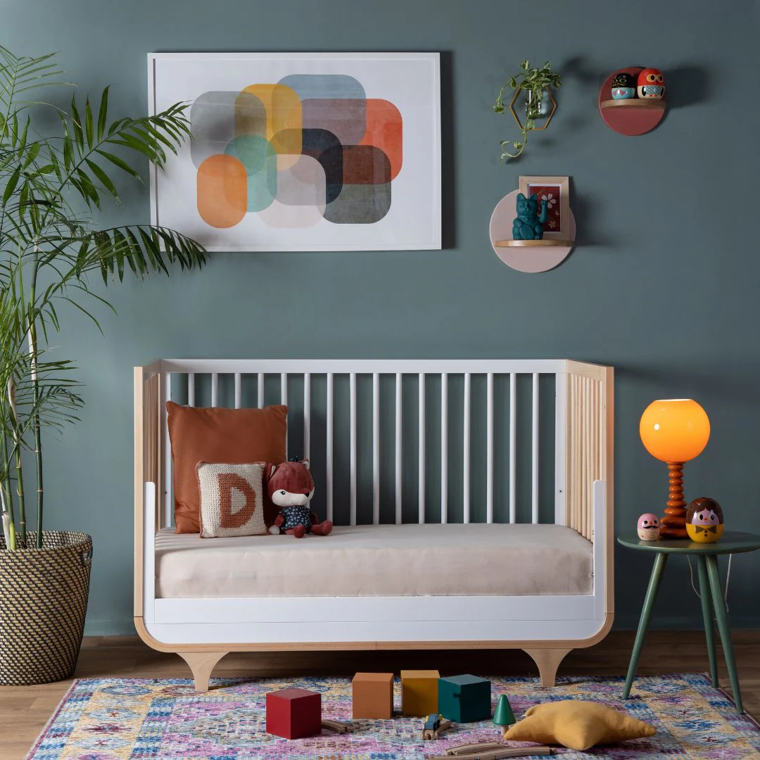 Jolly 3-in-1 Convertible Crib - Image 5